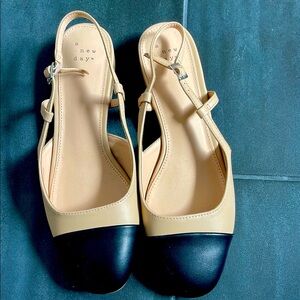 A New Day Women's Black and Tan Flats